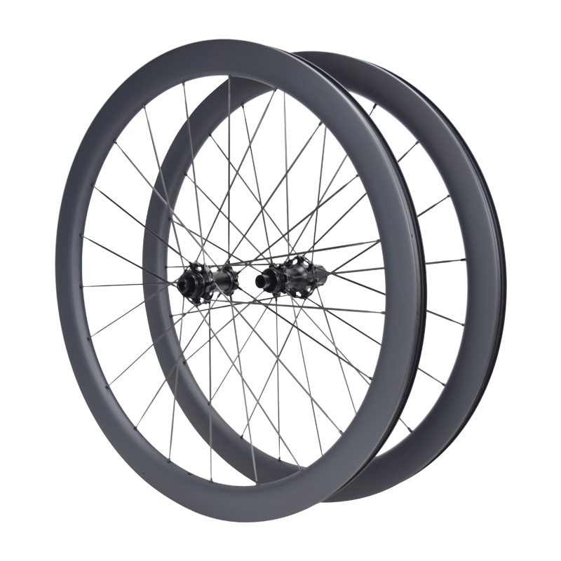 Road disc carbon spoke wheelset